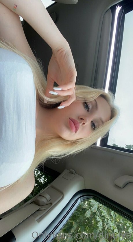 Dinulya OnlyFans geleakt