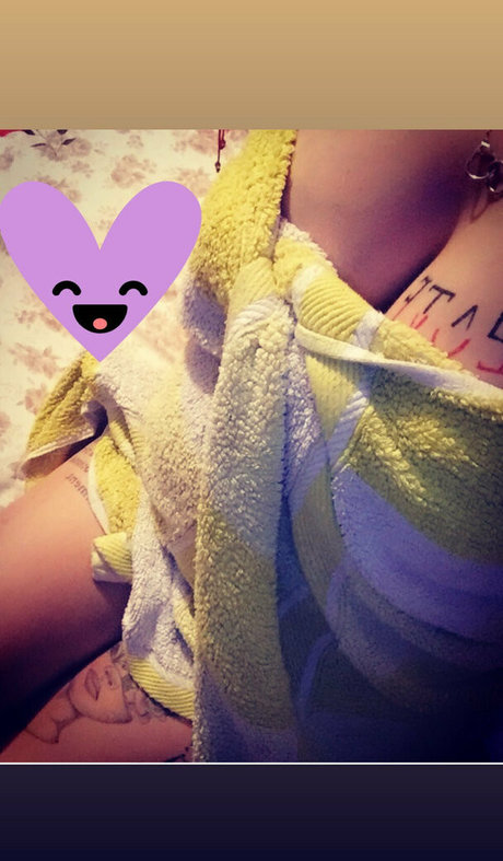 Ellem Ary Neue OnlyFans Leaks