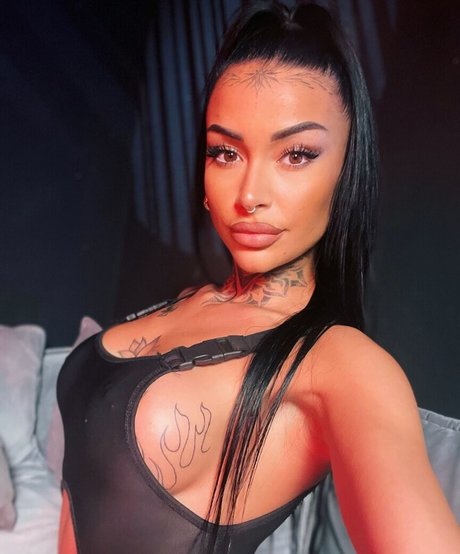 Misspierciink OnlyFans nackt