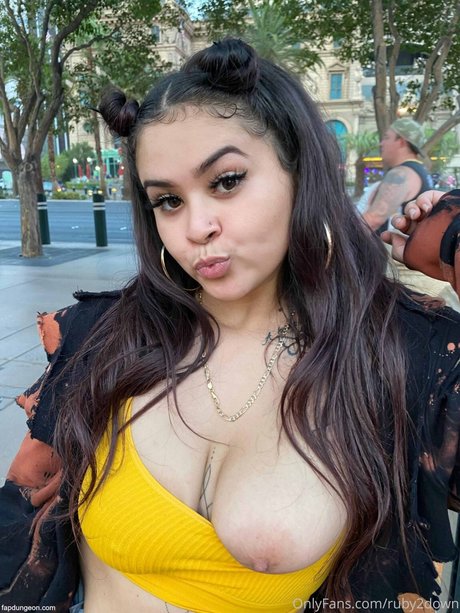 Ruby2down Val2legit Brüste OnlyFans