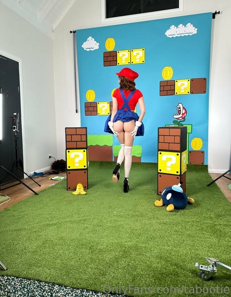 Tabootie OnlyFans Striptease