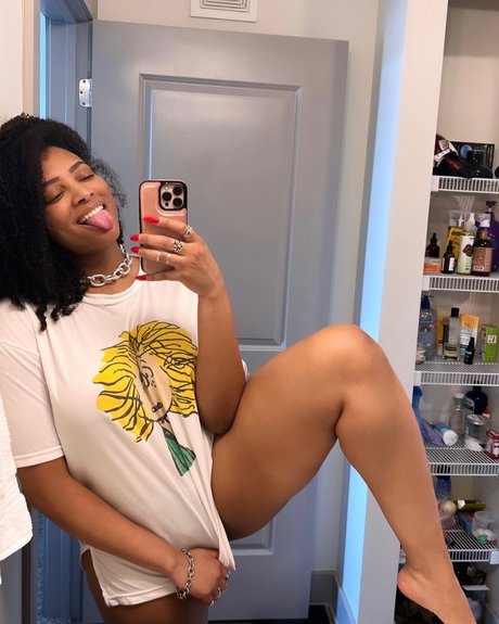 Yagurlbubblez Bilder OnlyFans