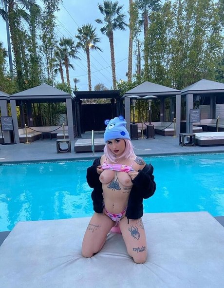 Zombrie Sextape OnlyFans Nacktbilder