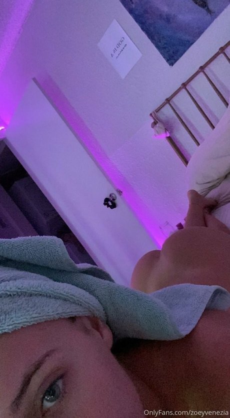 zoeyisasiren Nacktbilder geleakt OnlyFans