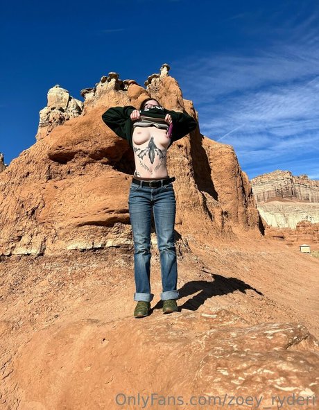 zoey ryderr OnlyFans-Bilder