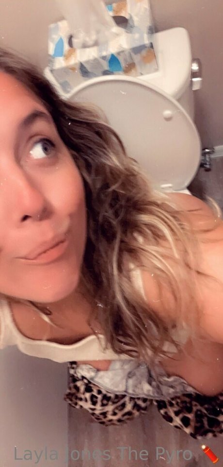 Layla Jones Nackt OnlyFans