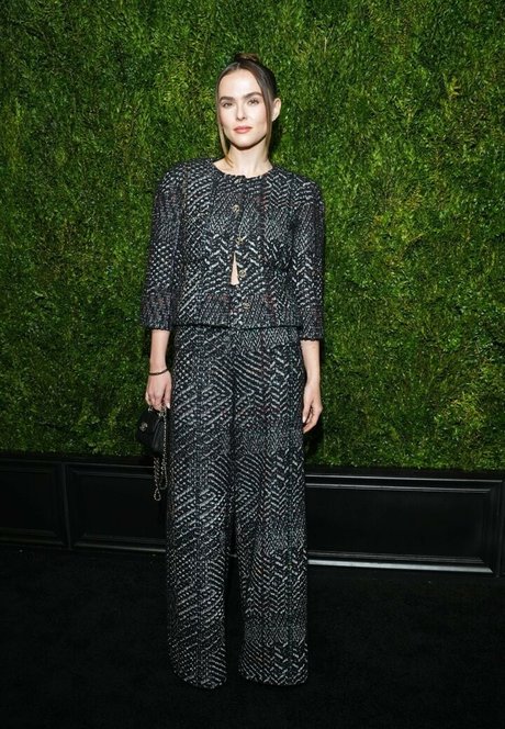 Zoey Deutch Leaked OnlyFans Bilder