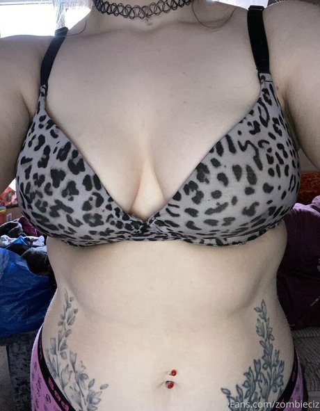 zombieciz OnlyFans X