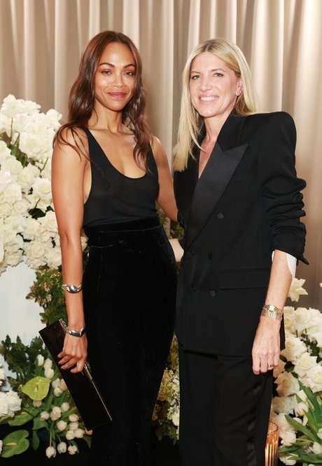 riesige shemale-onlyfans schöner Porno Foto