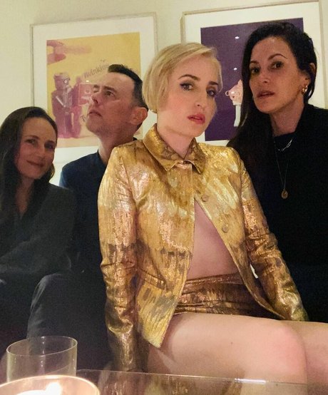 Zoe Lister Jones Sexy OnlyFans