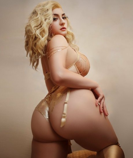 Zoe Volf OnlyFans Joi