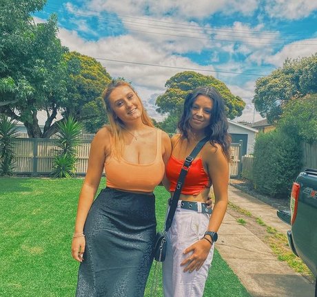 Zoe H Nacktbilder von OnlyFans