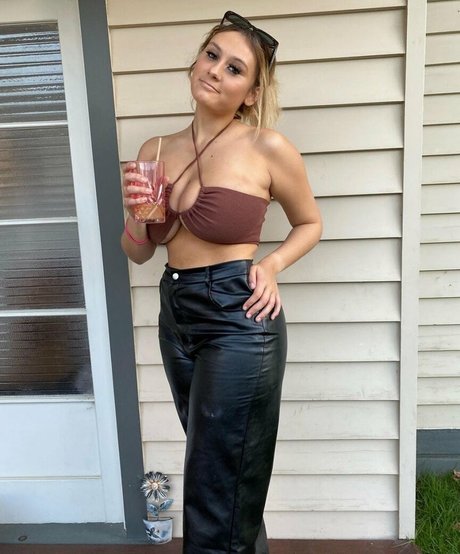 Zoe H OnlyFans-Leaks