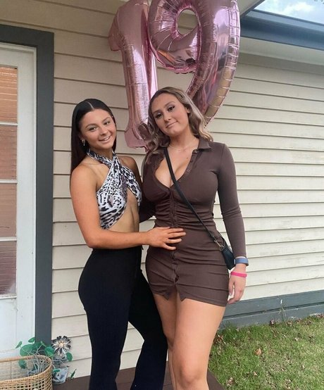 Zoe H OnlyFans Sextape