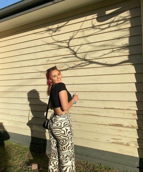 Zoe H Leaked OnlyFans Sex