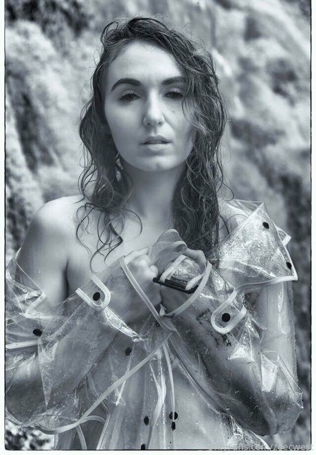 zoecwest Leaks von Nacktbildern auf OnlyFans