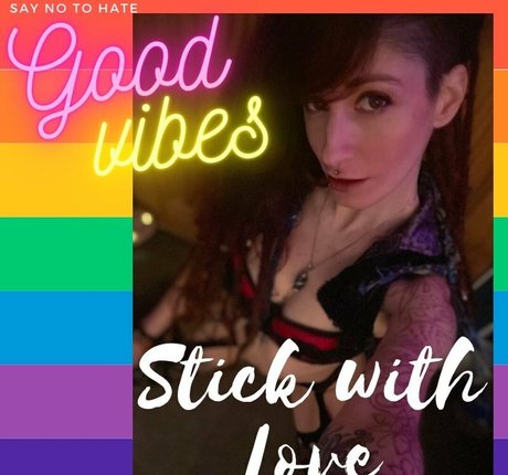 xxmelodyxx31xx OnlyFans Inhalte