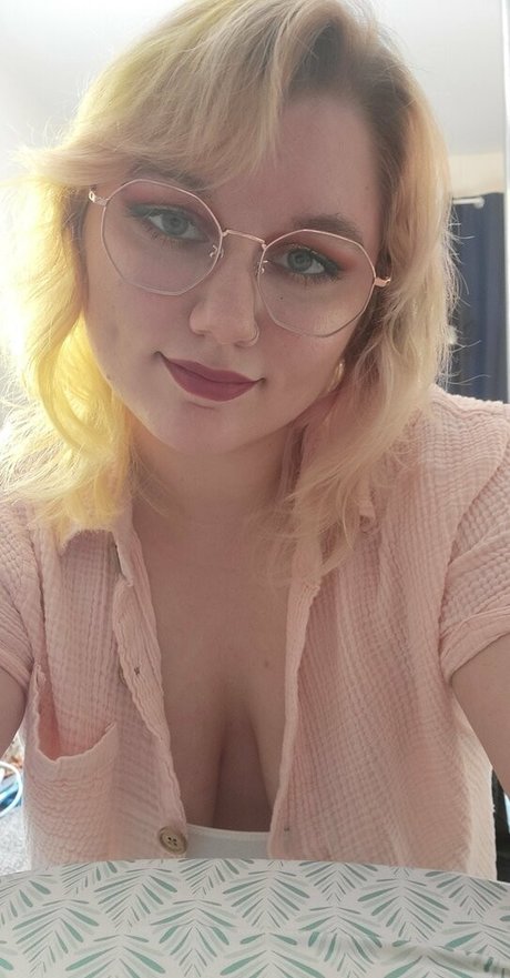 peachykeenstine22 OnlyFans Sex Leaks