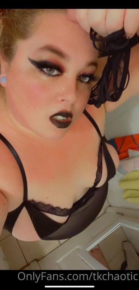 tkchaotic OnlyFans-Leaks