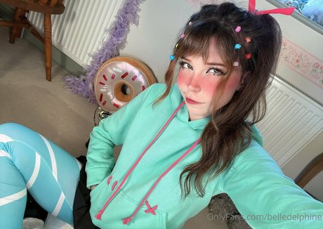 Belle Delphine OnlyFans Arsch Leak