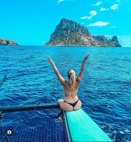 Virginia Salas Kastilio OnlyFans-Fotos