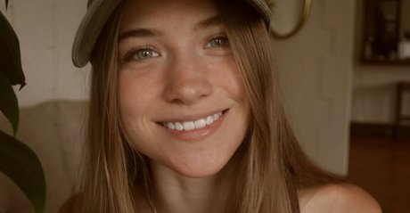 Cherie Lorraine Leak von OnlyFans Pornografie