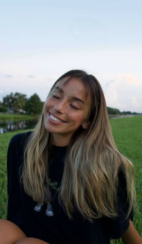 Sadie Mckenna Nacktbilder OnlyFans