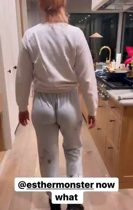 Whitney Cummings Strip OnlyFans