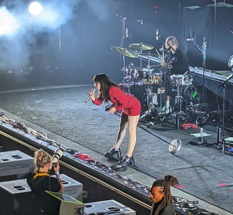 Lauren Mayberry OnlyFans