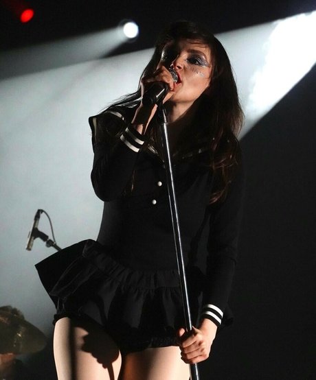 Lauren Mayberry OnlyFans Strip