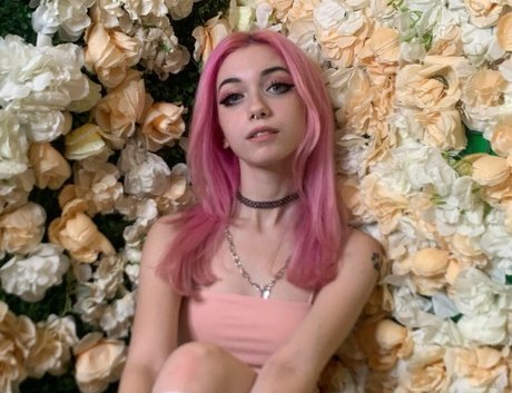 Iluvmeww OnlyFans-Leak