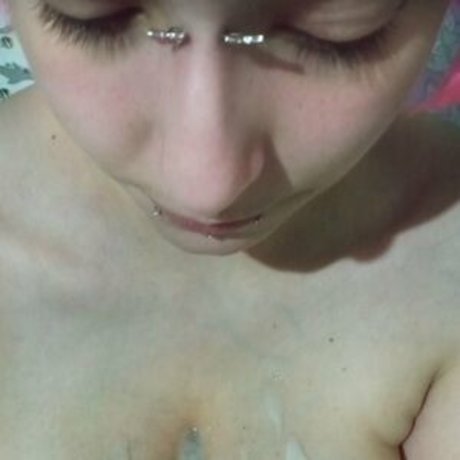 Alinorac OnlyFans Striptease