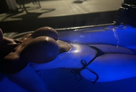 Renee Leigh OnlyFans Leaks