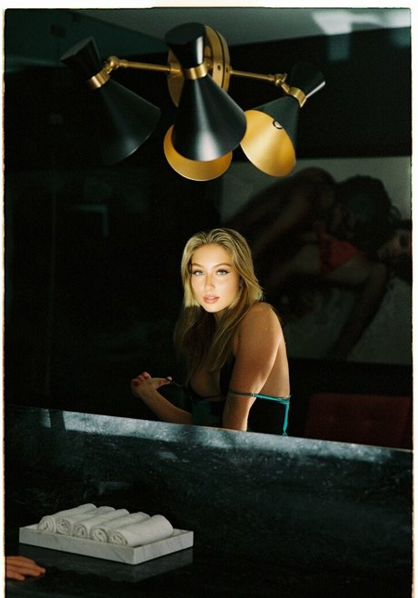 Heloise Hut Nacktbilder von OnlyFans