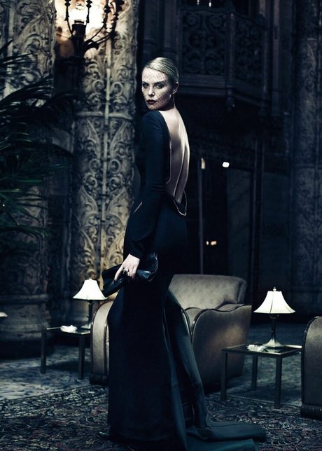 Charlize Theron OnlyFans Model Bilder