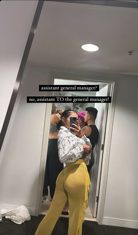 Noheli_ OnlyFans-Model