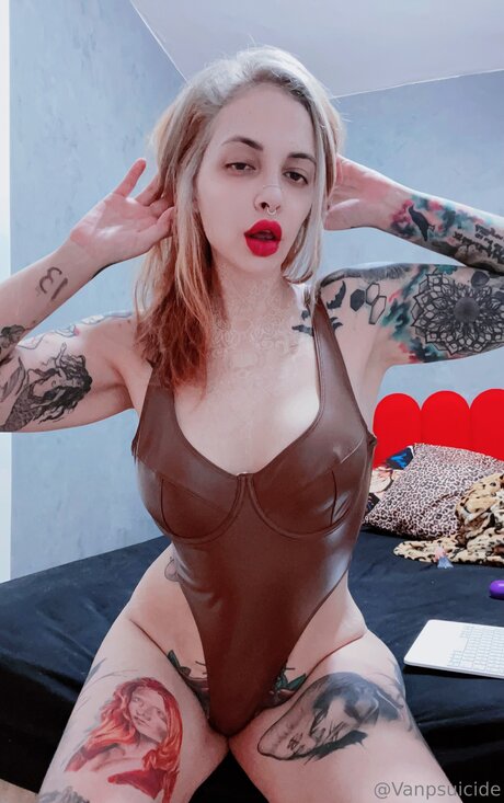 Vanplive OnlyFans geleakt.