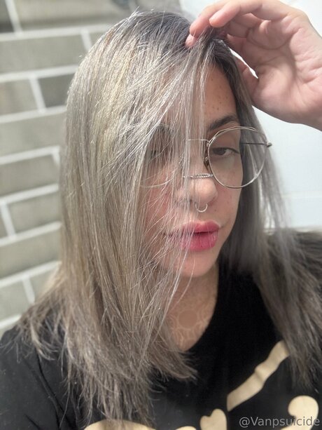 Vanplive OnlyFans-Leaks