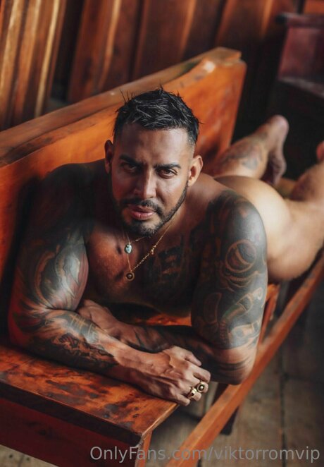 Viktorromvip Nacktbilder OnlyFans geleakt