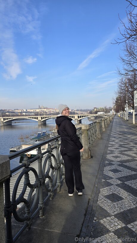 Studentmi NurlyFans-Brüste