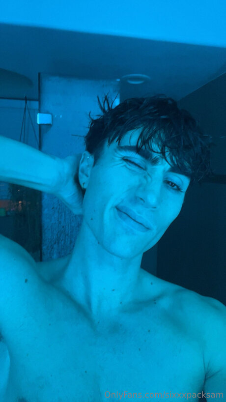 Sixxxpacksam OnlyFans Leak