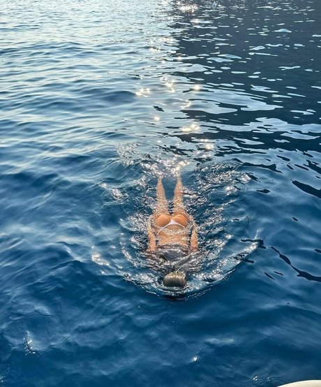 Lilychee Leak von OnlyFans Pornografie