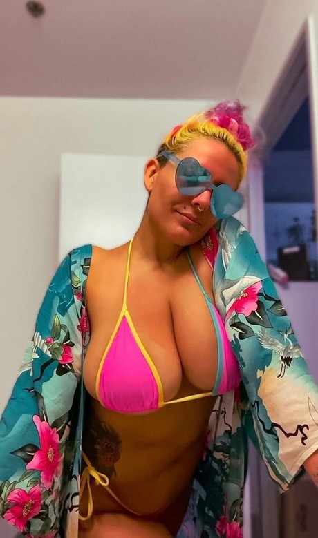 TheZombiUnicorn Leak von OnlyFans