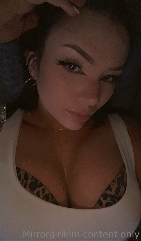 Mirrorgirlkim OnlyFans Strip