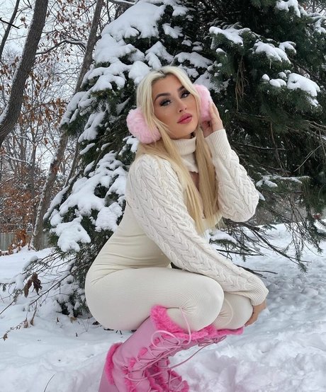 Tiffany Stratton OnlyFans Bilder