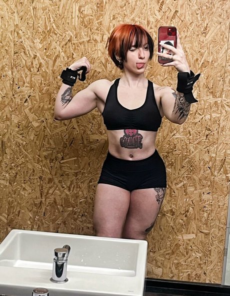 Akemy Sama OnlyFans Sex geleakt