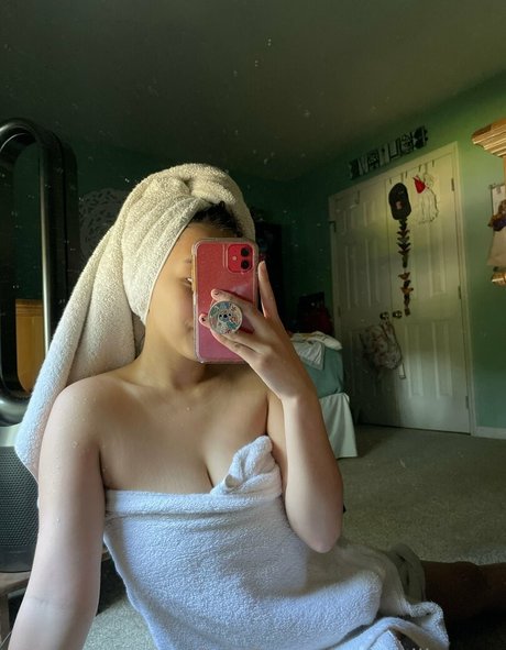 andiipoops OnlyFans Model Fotos