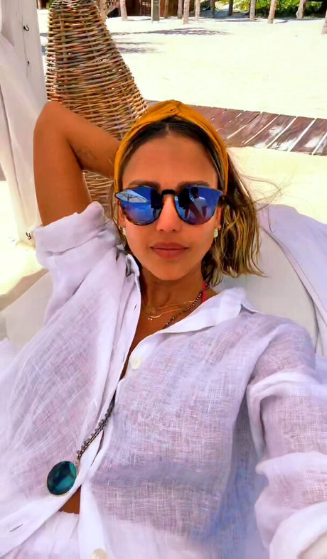 Jessica Alba OnlyFans Model Fotos