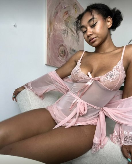 Elizabeth Anorue OnlyFans Strip