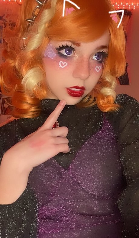 Stardustcos OnlyFans nackte Brüste